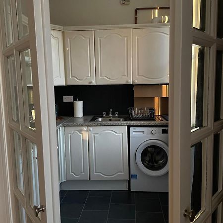 Apartamento Cozy Flat In The Heart Of Leith Edimburgo Exterior foto